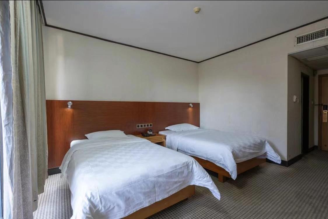 Nanfang Dasha Hotel Guangzhou Exteriör bild