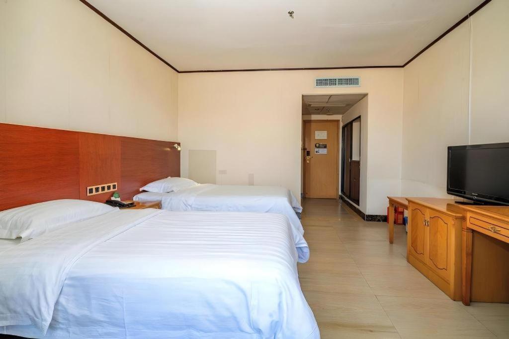 Nanfang Dasha Hotel Guangzhou Exteriör bild